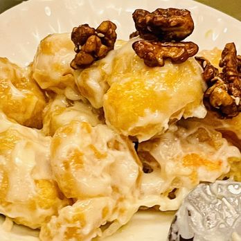 Hing Kee Restaurant - Hong Kong Style Honey Walnut Shrimp - Vietnamese Near Me - Chicago, Illinois