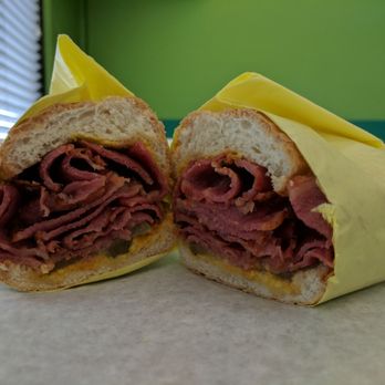 Star Burgers - Very good pastrami sandwich - Burgers Near Me - Riverside, California Star Burgers - Very good pastrami sandwich - Burgers Near Me - Riverside, California