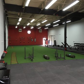 DCoreFit - Brand new gym, love personal attention! Dom is passionate about fitness and works with you to make sure you meet your fitness goals!  GREAT - Trainers Near Me - Canton, Michigan
