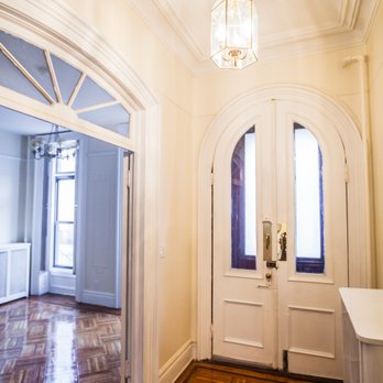 Samuel Jih - Corcoran - Regal entryway - Real Estate Agents Near Me - Brooklyn, New York Samuel Jih - Corcoran - Regal entryway - Real Estate Agents Near Me - Brooklyn, New York