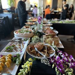 Enbu Japanese Asian Fusion - Dining room - grand opening celebration