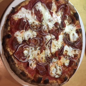 Bricks Neapolitan Pizza - Brio (added roasted red pepper and red onion) - Pizza Near Me - Hudson, Wisconsin Bricks Neapolitan Pizza - Brio (added roasted red pepper and red onion) - Pizza Near Me - Hudson, Wisconsin