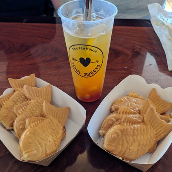 Soul Sweets  - Boba with our eco friendly metal straws! Right are custard taiyaki and the left are red bean taiyaki - Coffee & Tea Near Me - Scotts Valley, California