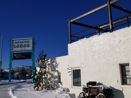 Apache Lodge by null