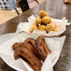 Super Arepa - Mandocas and tequeños