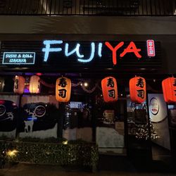 FUJIYA