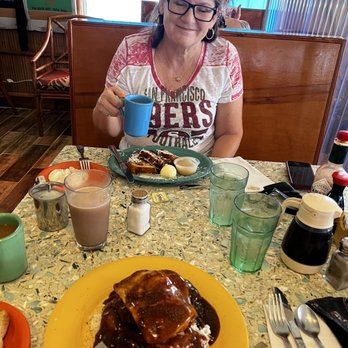 Kountry Kitchen - Macadamia nut French toast and moco loco - American Near Me - Kapaa, Hawaii