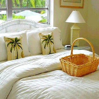 Siesta Key Bungalows - Interior bedroom view of The Mermaid Bungalow - Hotels Near Me - Siesta Key, Florida Siesta Key Bungalows - Interior bedroom view of The Mermaid Bungalow - Hotels Near Me - Siesta Key, Florida