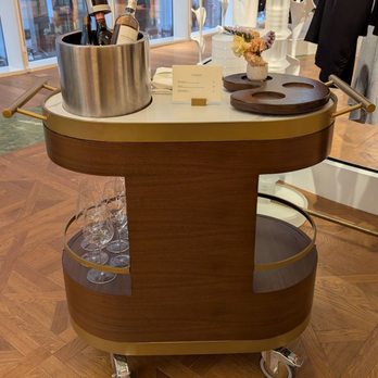 Salon Vert - French Near Me - New York, New York Salon Vert - French Near Me - New York, New York
