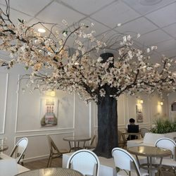 Whipped Bakery & Cafe - Inside the cafe