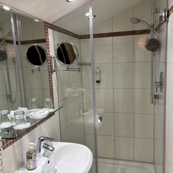 Otto Huber - Bathroom - Guest Houses Near Me - Oberammergau, BY