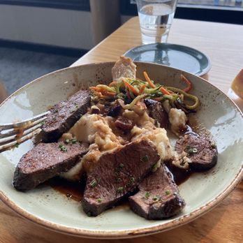 Moonraker Restaurant - Pot roast, seafood pasta - New American Near Me - Pacifica, California