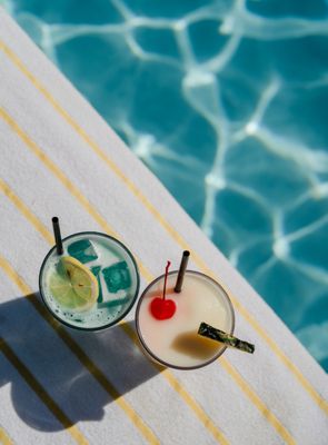 Kimpton Surfcomber Hotel by null