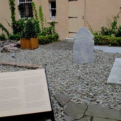 Huguenot Graveyard