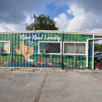 River Road Laundry - Laundromat Near Me - New Braunfels, Texas