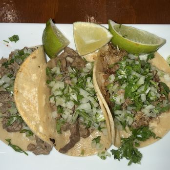 Tacos El Carnal - Carne asada tacos and 1 carnitas - Tacos Near Me - Miami, Florida Tacos El Carnal - Carne asada tacos and 1 carnitas - Tacos Near Me - Miami, Florida