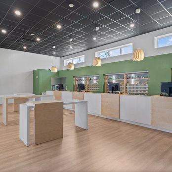 GraniteLeaf Cannabis - Interior of Prime ATC in Chichester - Medical Cannabis Referrals Near Me - Chichester, New Hampshire GraniteLeaf Cannabis - Interior of Prime ATC in Chichester - Medical Cannabis Referrals Near Me - Chichester, New Hampshire