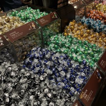 Lindt Chocolate Shop - Chocolatiers & Shops Near Me - Richmond, British Columbia Lindt Chocolate Shop - Chocolatiers & Shops Near Me - Richmond, British Columbia