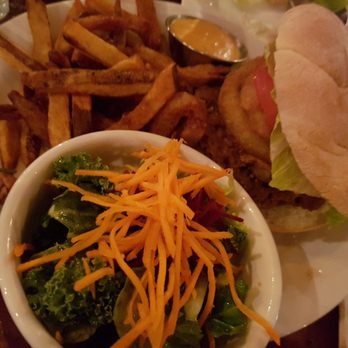 MeeT on Main - Comfort Food Near Me - Vancouver, British Columbia MeeT on Main - Comfort Food Near Me - Vancouver, British Columbia