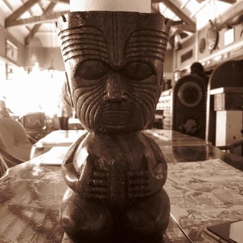 Trader Vic's - tiki themed table lights - Hawaiian Near Me - Emeryville, California Trader Vic's - tiki themed table lights - Hawaiian Near Me - Emeryville, California