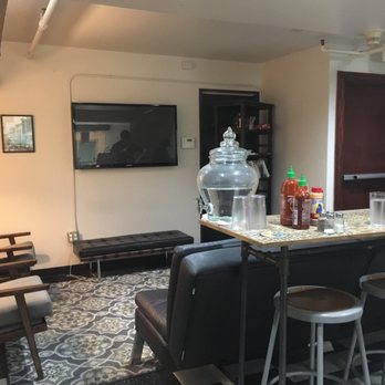 Brewed Cafe & Pub - Upstairs lounge area - Coffee & Tea Near Me - Vancouver, Washington