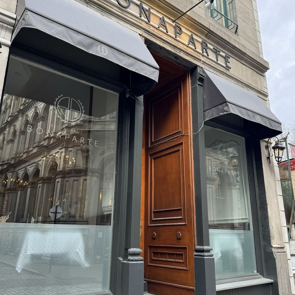 Restaurant Bonaparte - Outside restaurant - French Near Me - Montreal, Quebec Restaurant Bonaparte - Outside restaurant - French Near Me - Montreal, Quebec
