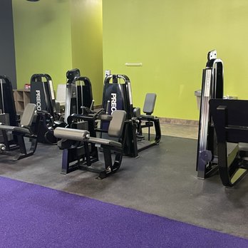 Anytime Fitness - Lower Body Machines - Gyms Near Me - Garland, Texas Anytime Fitness - Lower Body Machines - Gyms Near Me - Garland, Texas