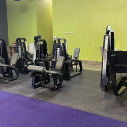 Anytime Fitness - Lower Body Machines