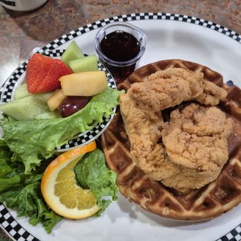 Black Bear Diner Barstow - Chicken and waffle - Breakfast & Brunch Near Me - Barstow, California