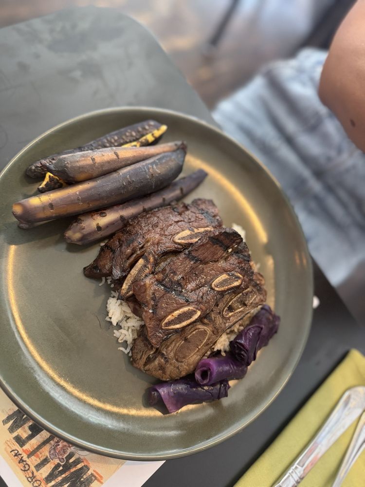 Food from Kettle Black Kitchen