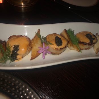 Gaslamp - Scallops with balugq caviar - Steakhouses Near Me - Kailua, Hawaii Gaslamp - Scallops with balugq caviar - Steakhouses Near Me - Kailua, Hawaii
