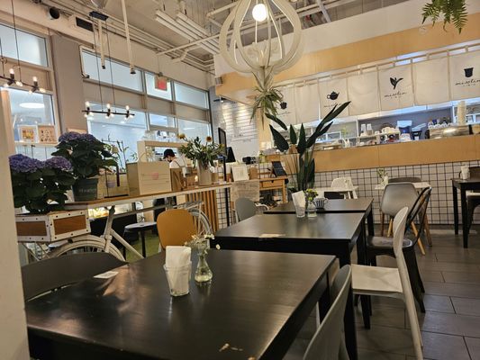 Miss Lin Cafe by null