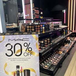 MAC Cosmetics