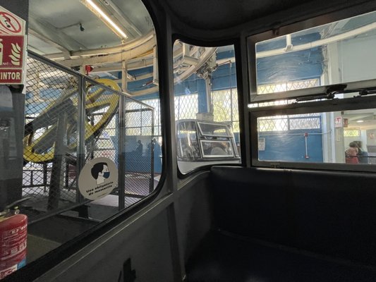 Madrid Cableway • Rosales Station by null