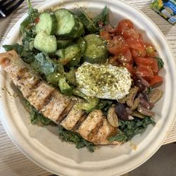 Roti - Salmon and kale bowl