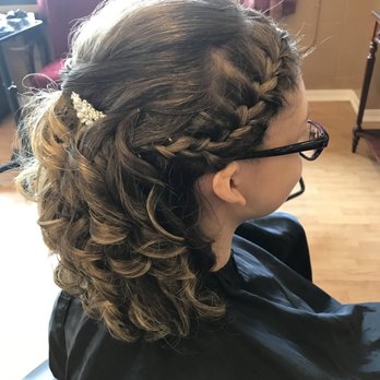 Elegant Reflections - Hair Salons Near Me - Cranston, Rhode Island