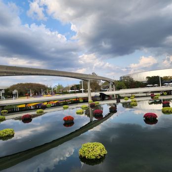 EPCOT - Amusement Parks Near Me - Lake Buena Vista, Florida EPCOT - Amusement Parks Near Me - Lake Buena Vista, Florida