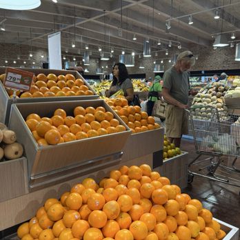 La Comer - Grocery Near Me - Puerto Vallarta, JAL