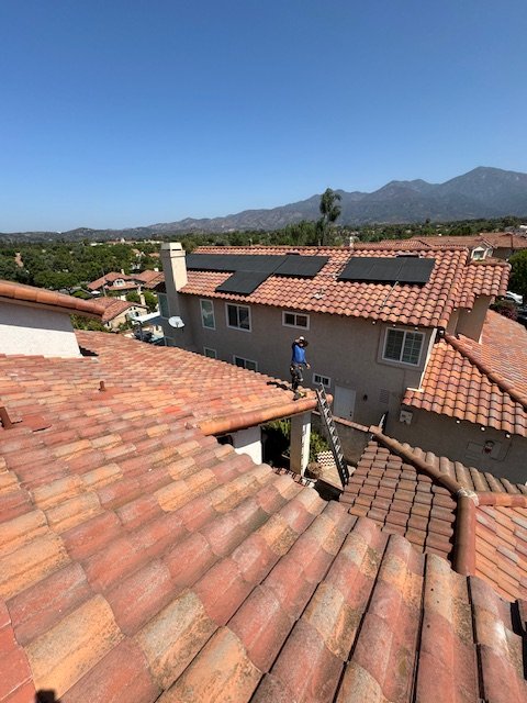 Slide of MMM Roofing