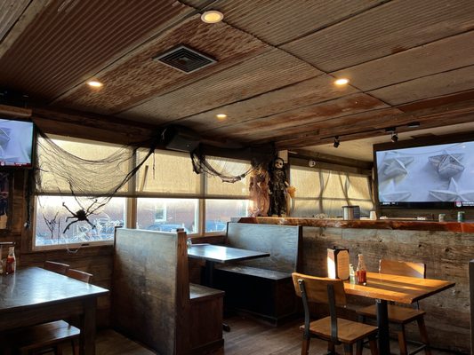 The Point Bar & Grill by null