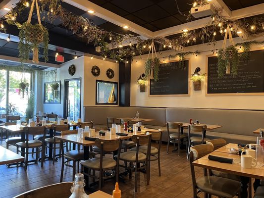 Over Easy Huntington by null