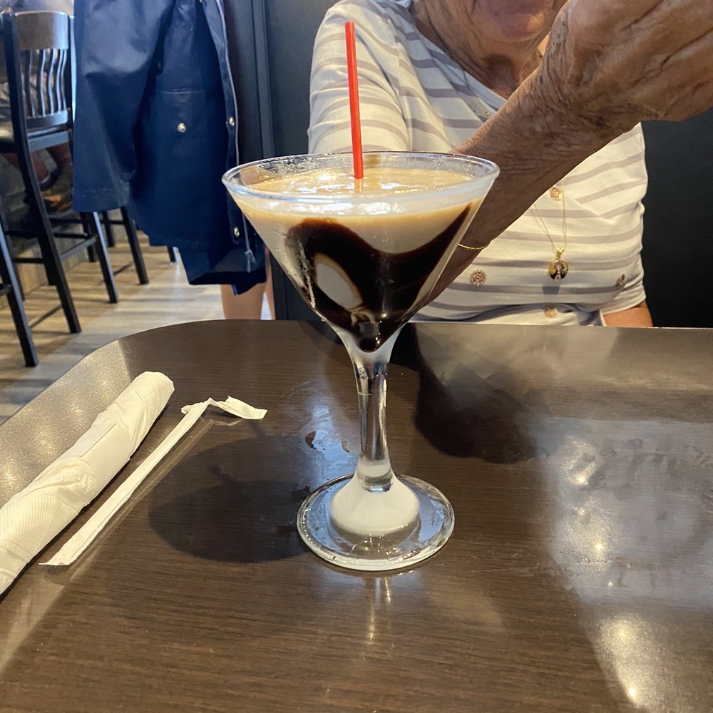 On Tap Medina - Chocolate martini - Sports Bars Near Me - Medina, Ohio