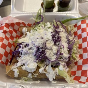 Papi’s Birria - Rolled chicken tacos - Food Trucks Near Me - San Diego, California
