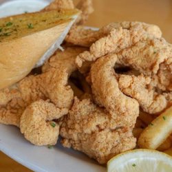 Chateau Café - Catfish Platter