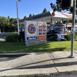 76 Pro Wash & Gasoline - Gas Price - 2/13/23