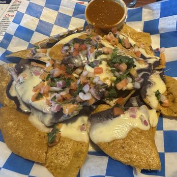 Asher's - Nachos - Sports Bars Near Me - Minneapolis, Minnesota