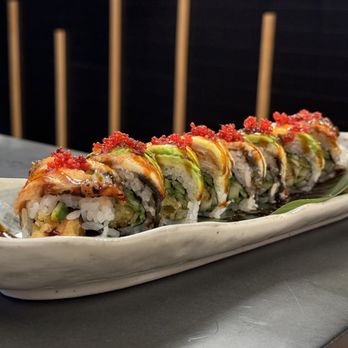 KChickin - Dragon Sila Roll - Japanese Near Me - Boston, Massachusetts