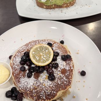 Broken Yolk Cafe - Lemon ricotta pancakes and avocado toast - Breakfast & Brunch Near Me - Orange, California Broken Yolk Cafe - Lemon ricotta pancakes and avocado toast - Breakfast & Brunch Near Me - Orange, California