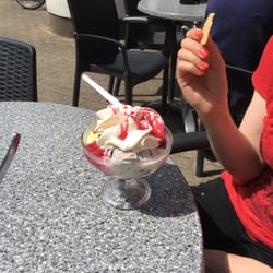 Eiscafe Röhling - Himbeerflip