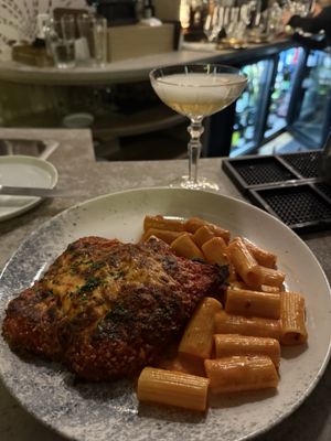 HEIST Restaurant + Wine Club by null